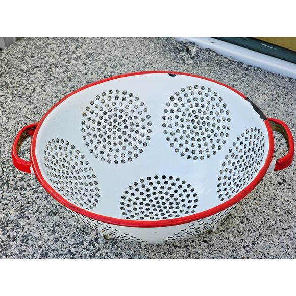 Vintage Enamelware Colander White Red Trim Strainer 9” Kitchen Decor Food Basket - Picture 2 of 5